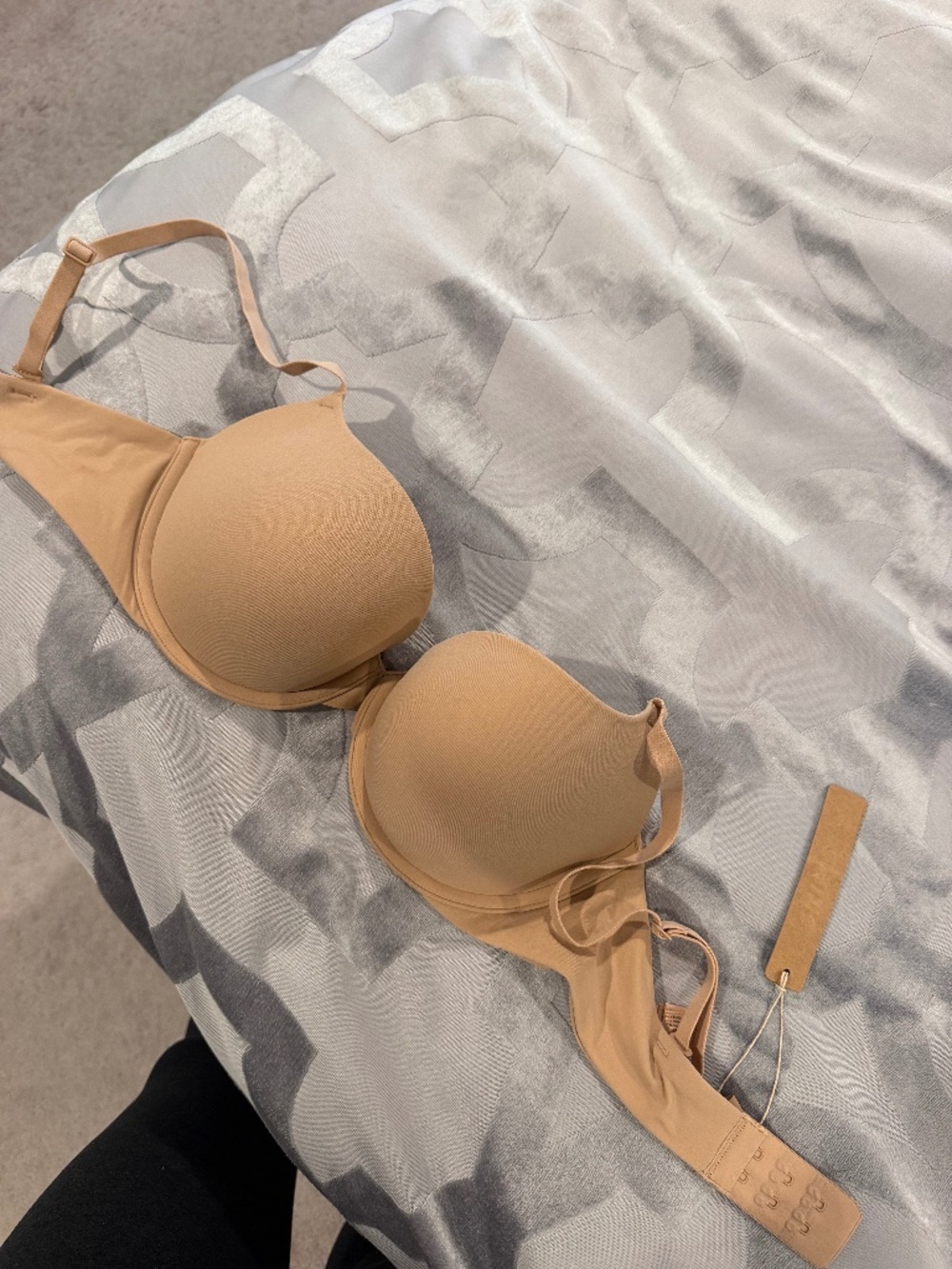 Skims fits everybody bra 34C
